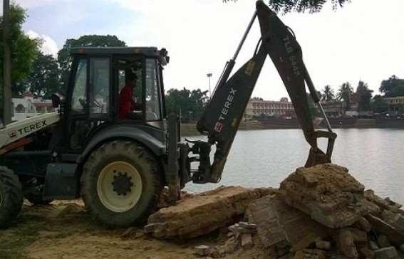 Bulldoze of embankment of Kalayan Sagar lake stopped, says DFO